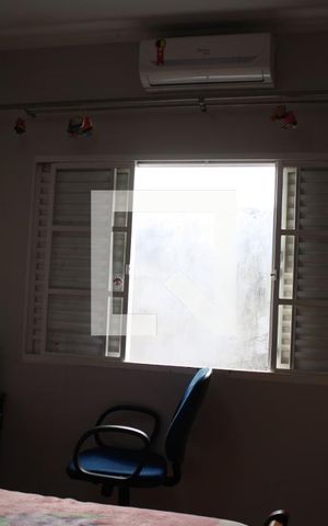 Casa à venda com 337m², 3 quartos e 5 vagasDormitório Suite 2