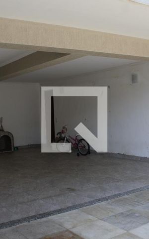 Casa à venda com 337m², 3 quartos e 5 vagasGaragem