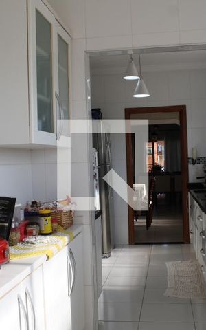 Casa à venda com 337m², 3 quartos e 5 vagasCozinha