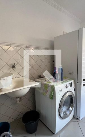Casa à venda com 200m², 4 quartos e sem vagaÁrea comum