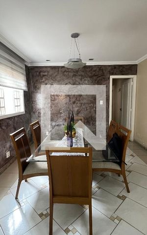 Casa à venda com 200m², 4 quartos e sem vagaSala 2