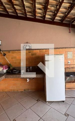 Casa à venda com 200m², 4 quartos e sem vagaChurrasqueira