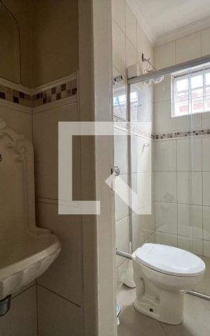 Casa à venda com 200m², 4 quartos e sem vagaBanheiro 1