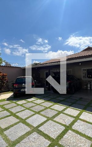 Casa à venda com 200m², 4 quartos e sem vagaEntrada 