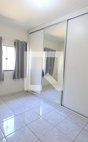 Casa para alugar com 370m², 3 quartos e 1 vaga Casa para alugar com 370m², 3 quartos e 1 vagaQuarto