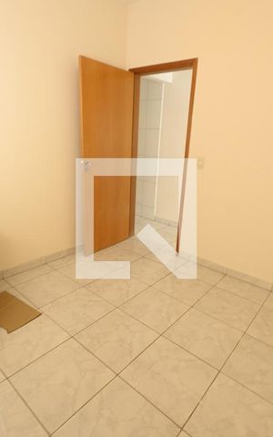 Casa para alugar com 370m², 3 quartos e 1 vaga Casa para alugar com 370m², 3 quartos e 1 vagaQuarto