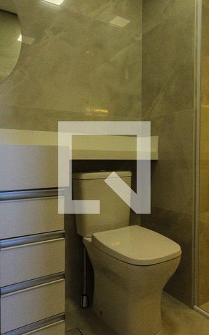 Apartamento para alugar com 59m², 2 quartos e 1 vaga Apartamento para alugar com 59m², 2 quartos e 1 vagaBanheiro da Suíte