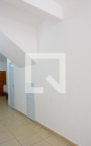 Casa à venda com 143m², 2 quartos e 3 vagas Casa à venda com 143m², 2 quartos e 3 vagasGaragem