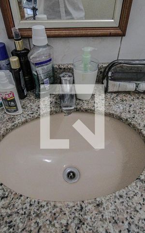 Casa à venda com 300m², 5 quartos e 4 vagas Casa à venda com 300m², 5 quartos e 4 vagasBanheiro da Suíte 3
