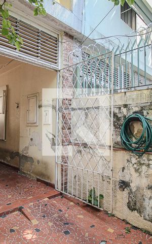 Casa à venda com 300m², 5 quartos e 4 vagas Casa à venda com 300m², 5 quartos e 4 vagasGaragem