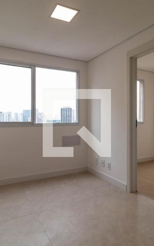 Apartamento à venda com 35m², 2 quartos e sem vaga Apartamento à venda com 35m², 2 quartos e sem vagaSala
