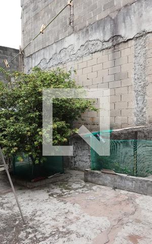 Casa à venda com 200m², 3 quartos e 2 vagas Casa à venda com 200m², 3 quartos e 2 vagasQuintal
