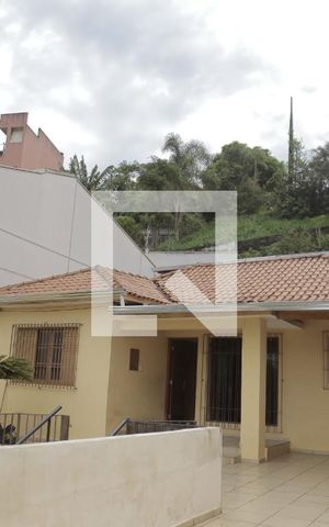 Casa à venda com 375m², 6 quartos e 3 vagasVaranda