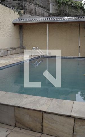 Casa à venda com 375m², 6 quartos e 3 vagasPiscina
