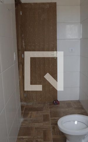 Casa à venda com 375m², 6 quartos e 3 vagasBanheiro 1