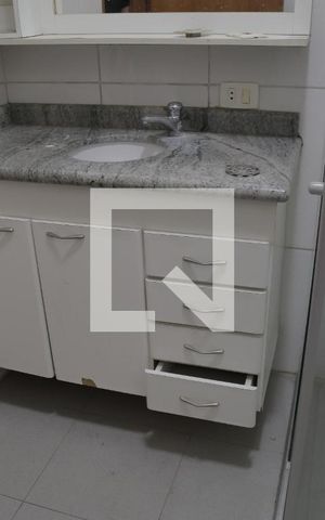 Casa à venda com 375m², 6 quartos e 3 vagasBanheiro 2