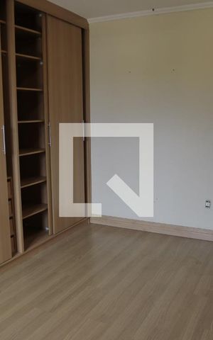 Casa à venda com 375m², 6 quartos e 3 vagasQuarto 1