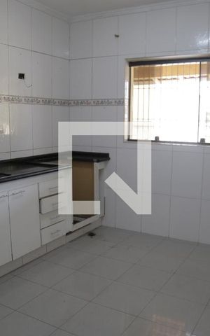 Casa à venda com 375m², 6 quartos e 3 vagasCozinha