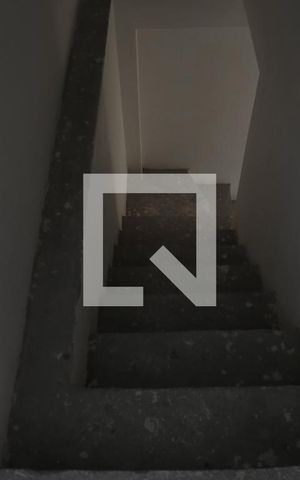 Casa à venda com 375m², 6 quartos e 3 vagasEscada