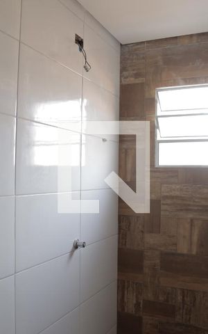 Casa à venda com 375m², 6 quartos e 3 vagasBanheiro 1