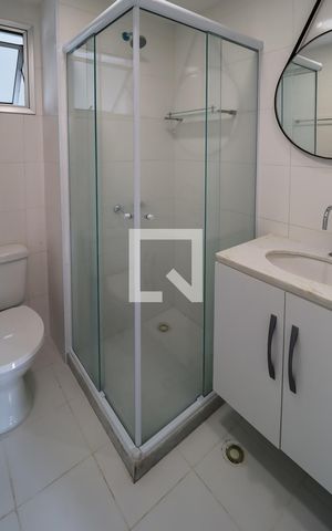 Apartamento à venda com 66m², 2 quartos e 1 vagaBanheiro Social