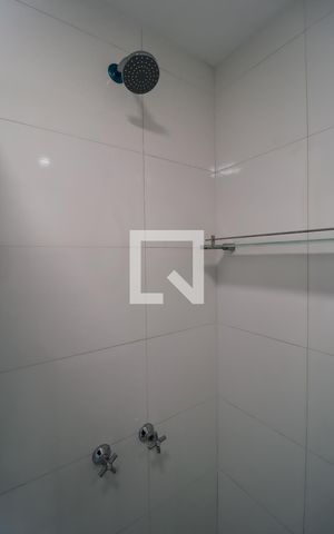 Apartamento à venda com 66m², 2 quartos e 1 vagaBanheiro Social