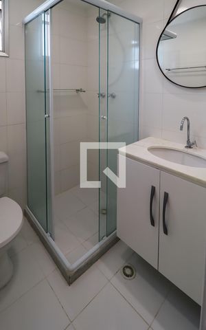 Apartamento à venda com 66m², 2 quartos e 1 vagaBanheiro da Suíte