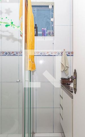 Casa à venda com 390m², 4 quartos e 10 vagas Casa à venda com 390m², 4 quartos e 10 vagasBAnheiro Suite 2