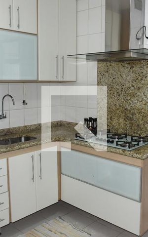 Apartamento à venda com 85m², 3 quartos e 2 vagasCozinha