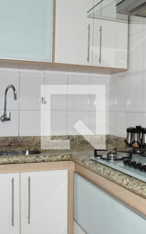 Apartamento à venda com 85m², 3 quartos e 2 vagasCozinha