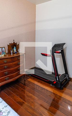 Apartamento à venda com 150m², 4 quartos e 2 vagasQuarto 2