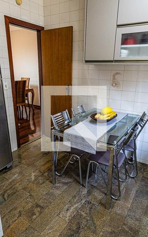 Apartamento à venda com 150m², 4 quartos e 2 vagasCozinha