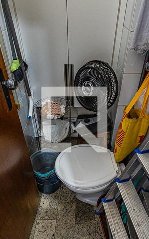Apartamento à venda com 150m², 4 quartos e 2 vagasBanheiro