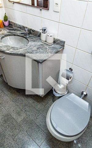 Apartamento à venda com 150m², 4 quartos e 2 vagasBanheiro