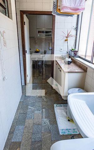 Apartamento à venda com 150m², 4 quartos e 2 vagasArea de serviço