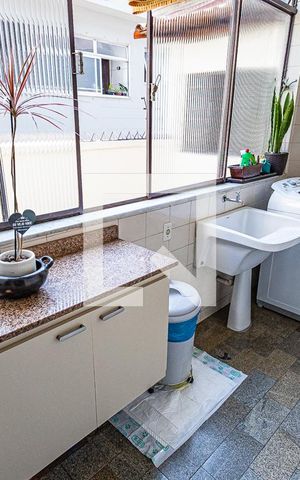 Apartamento à venda com 150m², 4 quartos e 2 vagasArea de serviço