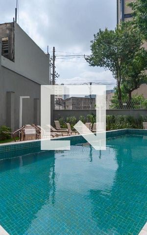 Apartamento à venda com 38m², 1 quarto e 1 vaga Apartamento à venda com 38m², 1 quarto e 1 vagaÁrea comum - Piscina