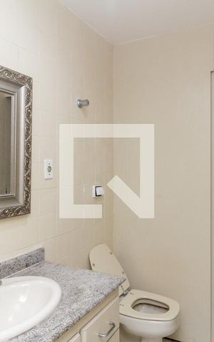 Apartamento à venda com 120m², 3 quartos e 1 vaga Apartamento à venda com 120m², 3 quartos e 1 vagaBanheiro 2