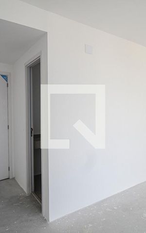 Apartamento à venda com 85m², 3 quartos e 3 vagas Apartamento à venda com 85m², 3 quartos e 3 vagasSuite