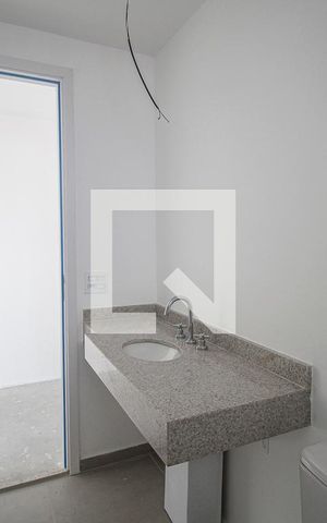 Apartamento à venda com 85m², 3 quartos e 3 vagas Apartamento à venda com 85m², 3 quartos e 3 vagasBanheiro da Suíte