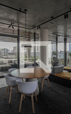 Apartamento à venda com 85m², 3 quartos e 3 vagas Apartamento à venda com 85m², 3 quartos e 3 vagasÁrea comum