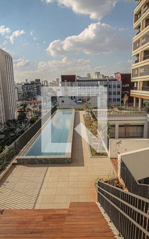 Apartamento à venda com 85m², 3 quartos e 3 vagas Apartamento à venda com 85m², 3 quartos e 3 vagasÁrea comum - Piscina