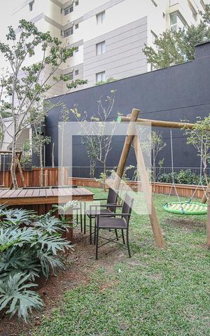 Apartamento à venda com 85m², 3 quartos e 3 vagas Apartamento à venda com 85m², 3 quartos e 3 vagasÁrea comum - Playground