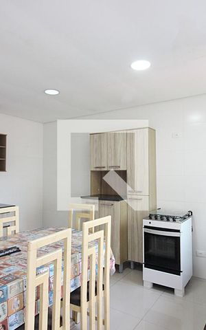 Apartamento para alugar com 90m², 2 quartos e 2 vagasCozinha