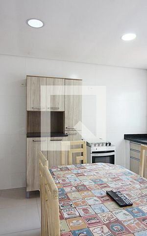 Apartamento para alugar com 90m², 2 quartos e 2 vagasCozinha