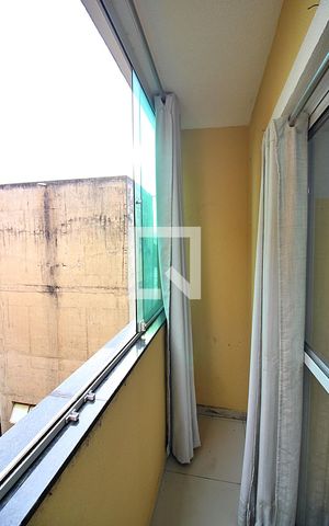 Apartamento para alugar com 90m², 2 quartos e 2 vagasQuarto 2 Sacada 
