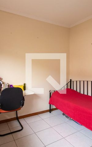 Casa à venda com 247m², 4 quartos e 2 vagas Casa à venda com 247m², 4 quartos e 2 vagasQuarto 3