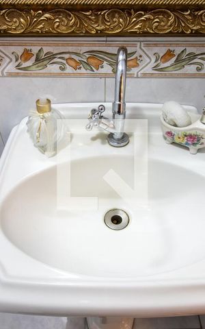 Casa à venda com 247m², 4 quartos e 2 vagas Casa à venda com 247m², 4 quartos e 2 vagasLavabo da Sala