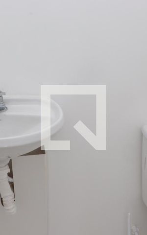 Apartamento à venda com 31m², 1 quarto e sem vagaBanheiro