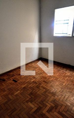 Casa à venda com 79m², 5 quartos e 2 vagas